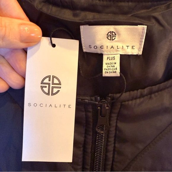 Socialite Black Quilted Vest Plus Size - Picture 5 of 8